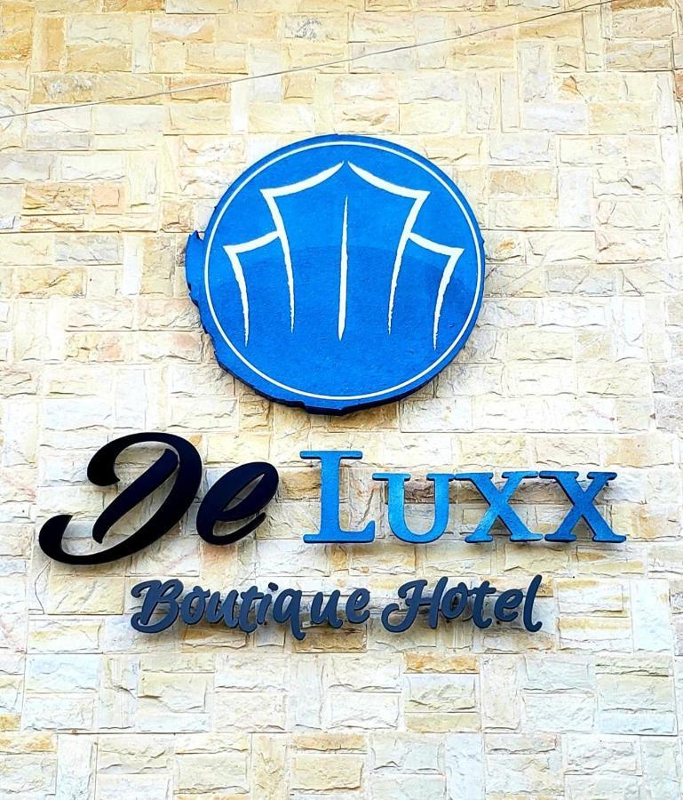 Deluxx Boutique Hotel Sihanoukville Exterior photo