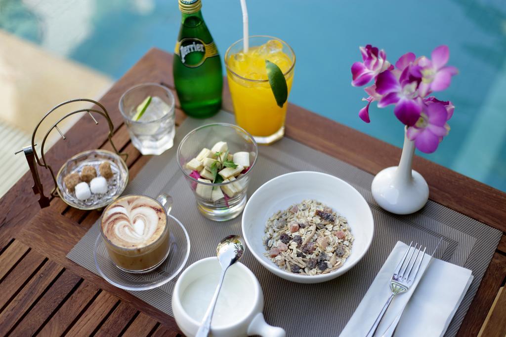 Deluxx Boutique Hotel Sihanoukville Exterior photo