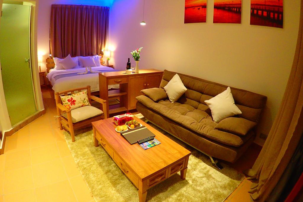 Deluxx Boutique Hotel Sihanoukville Room photo
